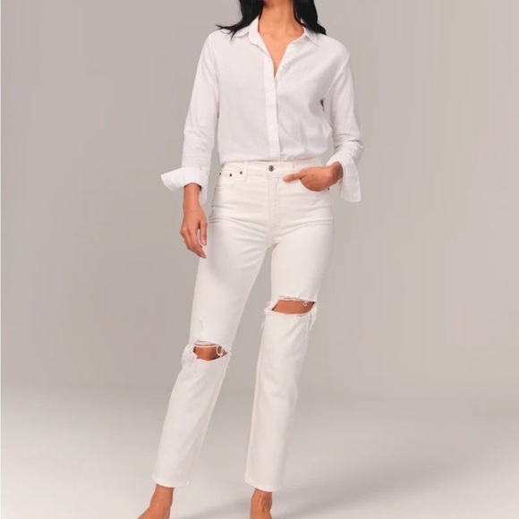 Abercrombie & Fitch High Rise Mom Jean - Picture 1 of 13